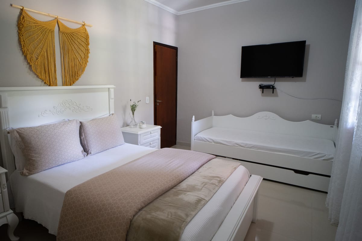 Ropa de cama de alta calidad y colchones con pillow-top