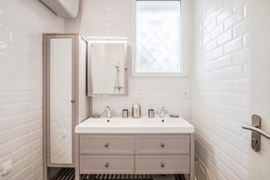 Hair dryer - My Flower - maison 4* (Saint-Cyprien)