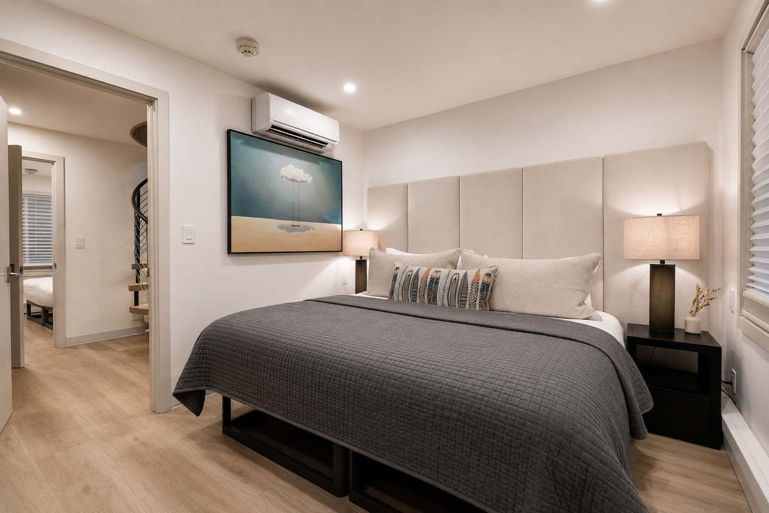 3 slaapkamers, een strijkplank/strijkijzer, reisbedje, gratis wifi