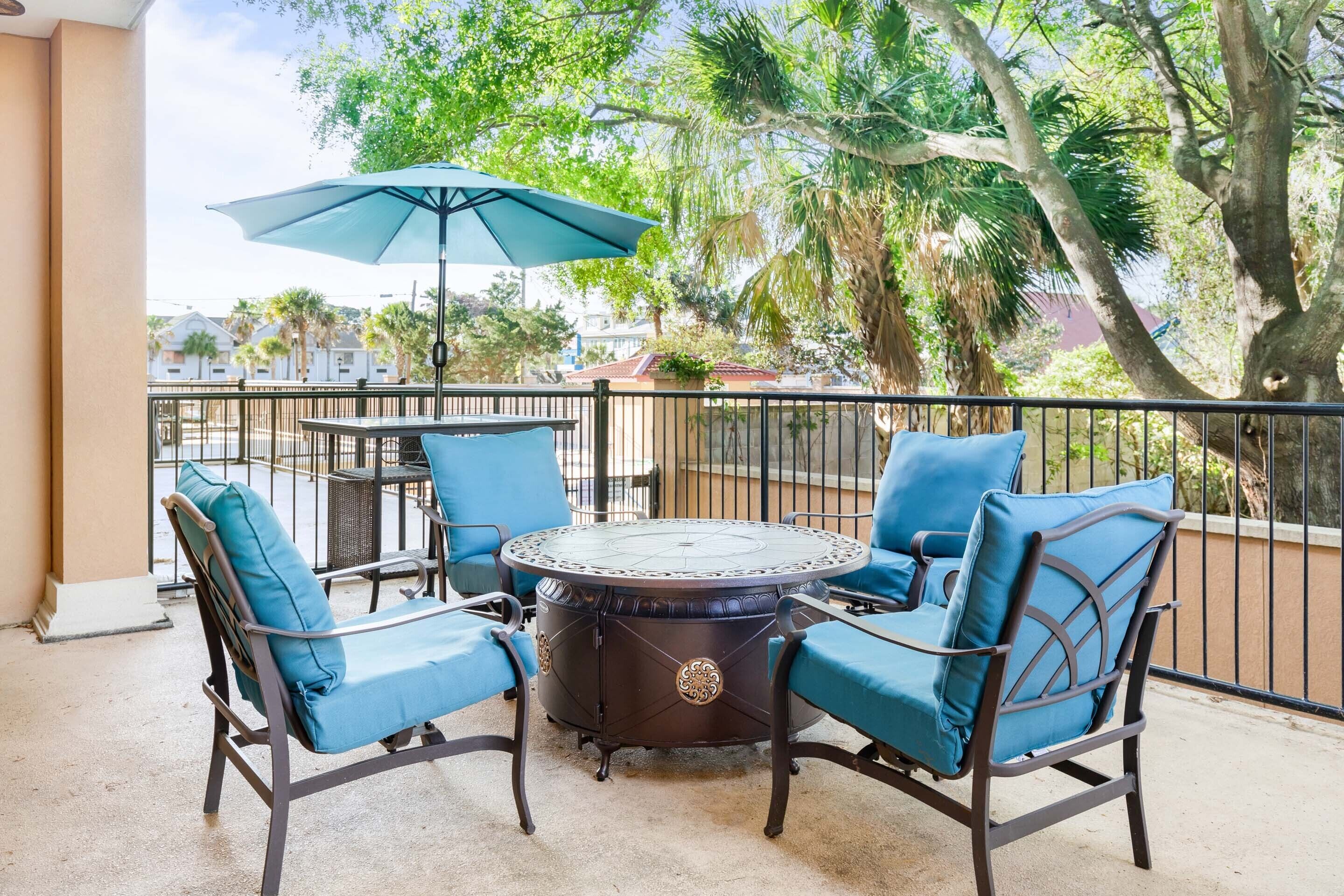 屋外ダイニングエリア