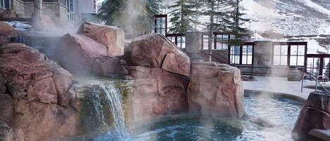 Piscine extérieure, piscine chauffée