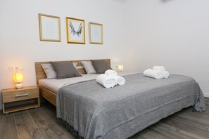 House | 3 bedrooms, free WiFi, bed sheets - Casa Ambi (Trogir)