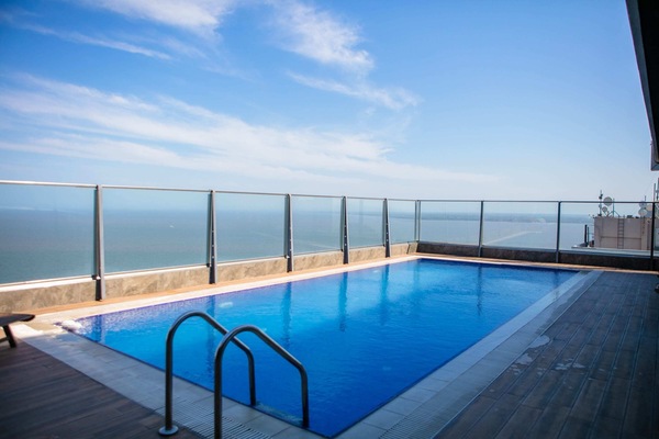 Rooftop pool