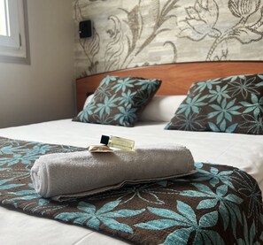 書桌、手提電腦工作空間、熨斗/熨衫板、免費 Wi-Fi