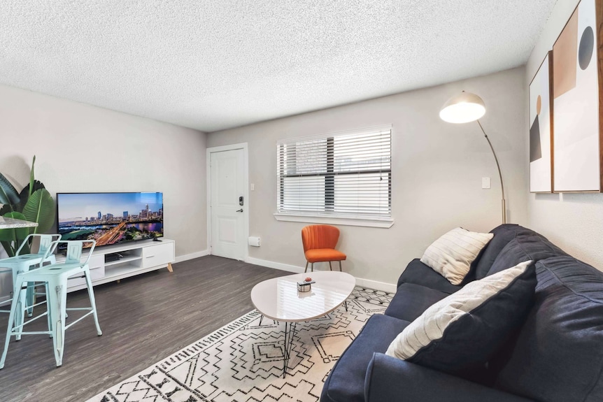 Charming King Bed 1br, 5 Min To Dt - Austin, TX