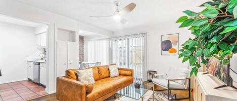 تلفزيون، مكتب