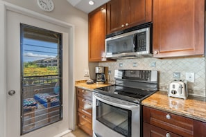 Condo, 2 Bedrooms | Private kitchen | Coffee/tea maker, fridge, oven, toaster - Wailea Ekolu, #914 2 Bedroom Condo by RedAwning (Kihei)