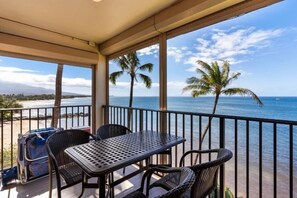 Condo, 2 Bedrooms | Outdoor dining