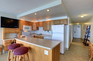 Condo, 1 Bedroom | Private kitchen | Coffee/tea maker, fridge, oven, toaster - Kihei Surfside, #205 1 Bedroom Condo by RedAwning (Kihei)