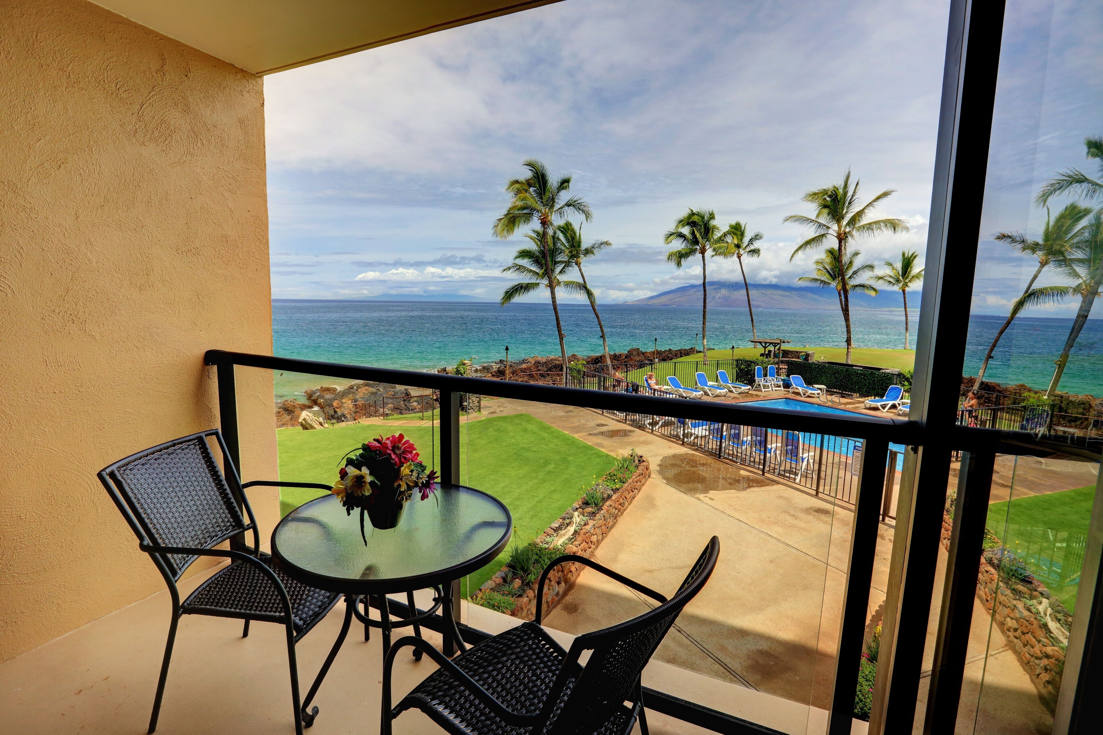 Condo, 1 Bedroom | Outdoor dining
