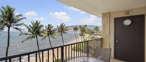 Condo, 1 Bedroom | Outdoor dining