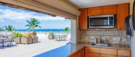Condo, 2 Bedrooms | Private kitchen | Coffee/tea maker, fridge, oven