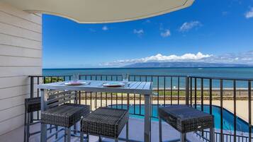 Condo, 1 Bedroom | Property grounds