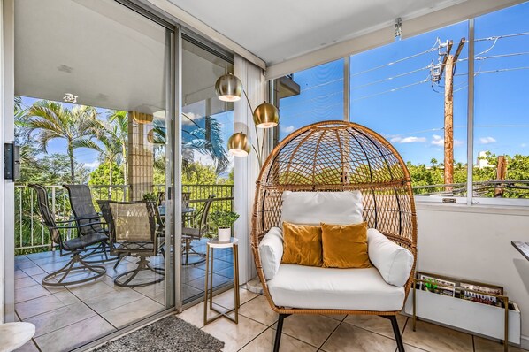 Condo, 2 Bedrooms | Property grounds