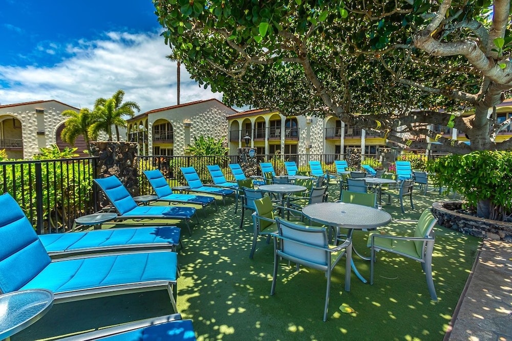 Aston Maui Hill Resort by null