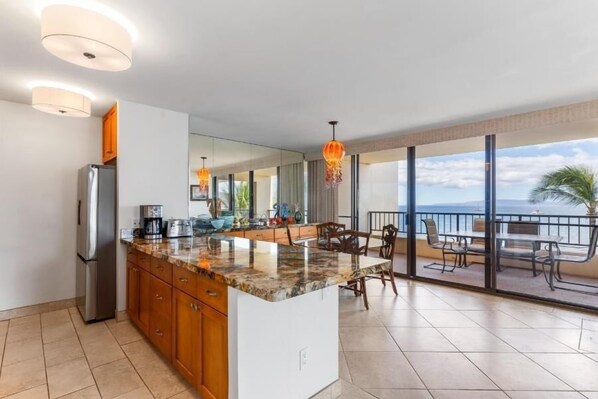 Condo, 2 Bedrooms | Private kitchen | Fridge, oven, coffee/tea maker, toaster