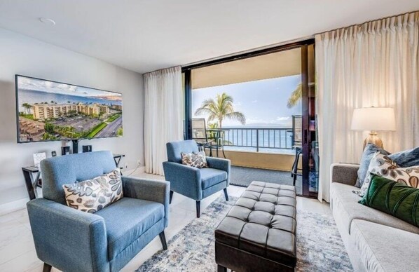 Living area - Sugar Beach Resort, #ph27 1 Bedroom Condo by RedAwning (Kihei)