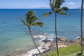 Condo, 2 Bedrooms | Beach - Kamaole Nalu, #601 2 Bedroom Condo by RedAwning (Kihei)
