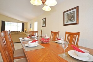House, 4 Bedrooms | Dining - Murphy's Mansion 4 Bedroom Home by RedAwning (Davenport)