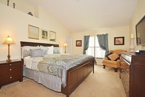House, 4 Bedrooms | 4 bedrooms, individually decorated, individually furnished, free WiFi - Murphy's Mansion 4 Bedroom Home by RedAwning (Davenport)