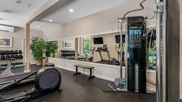 Condo, 2 Bedrooms | Fitness facility