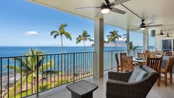 Condo, 3 Bedrooms | Property grounds