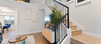 Remote Work Friendly | King Beds | Fast WiFi | 3BR