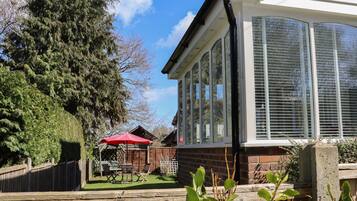 Cottage | Property grounds