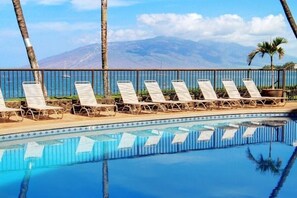 Apartment, 2 Schlafzimmer | Pool | Außenpool, beheizter Pool