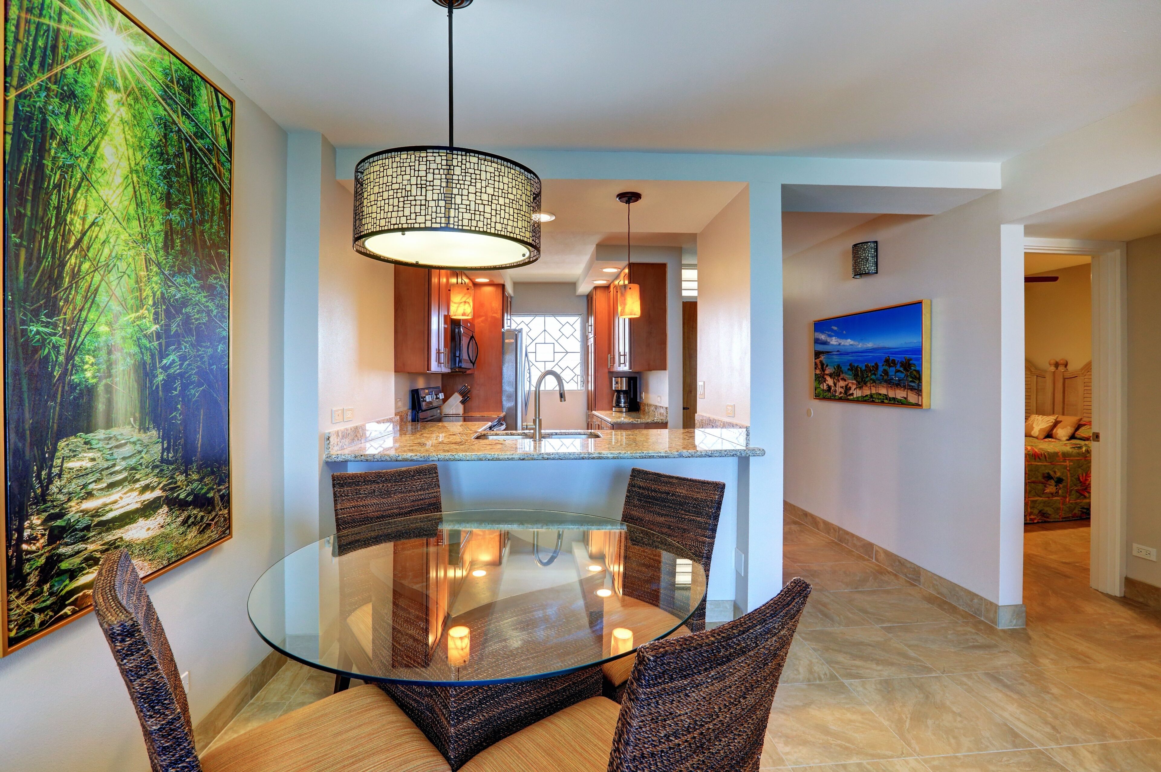 Condo, 2 Bedrooms | Dining