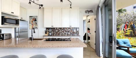 Condo, 2 Bedrooms | Private kitchen