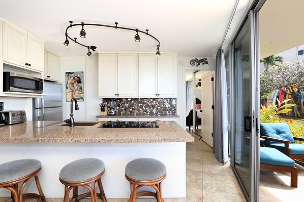 Condo, 2 Bedrooms | Private kitchen