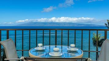 Condo, 2 habitaciones | Restaurante al aire libre