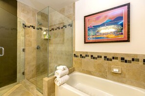 Condo, 2 Bedrooms | Bathroom | Towels, shampoo - Grand Champions 35 2 Bedroom Condo (Kihei)