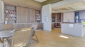 Condo, 1 Bedroom | Interior