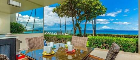 Condo, 2 Bedrooms | Outdoor dining