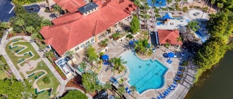 House, 6 Bedrooms | Exterior