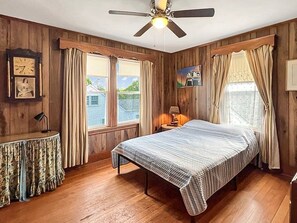 House, 4 Bedrooms | 4 bedrooms, free WiFi, bed sheets
