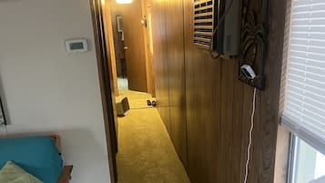 2 quartos, Wi-Fi de cortesia, roupa de cama