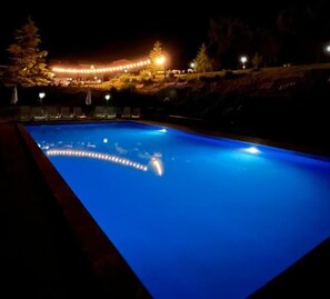 Seasonal outdoor pool