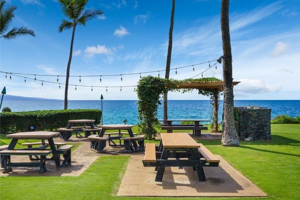Condo, 1 Bedroom | Outdoor dining