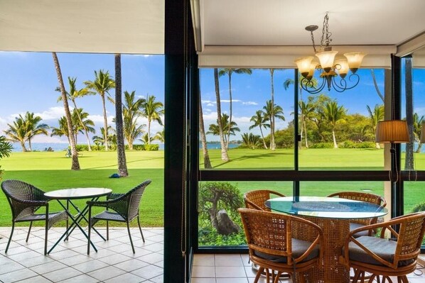 Condo, 1 Bedroom | Dining