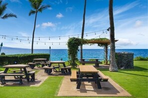 Appart'hôtel, 1 chambre | Restauration extérieure