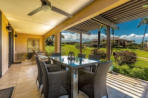 Outdoor dining - Wailea Ekahi, #33b 1 Bedroom Condo by RedAwning (Kihei)