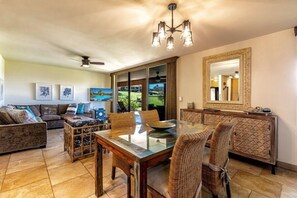 Dining - Wailea Ekahi, #33b 1 Bedroom Condo by RedAwning (Kihei)