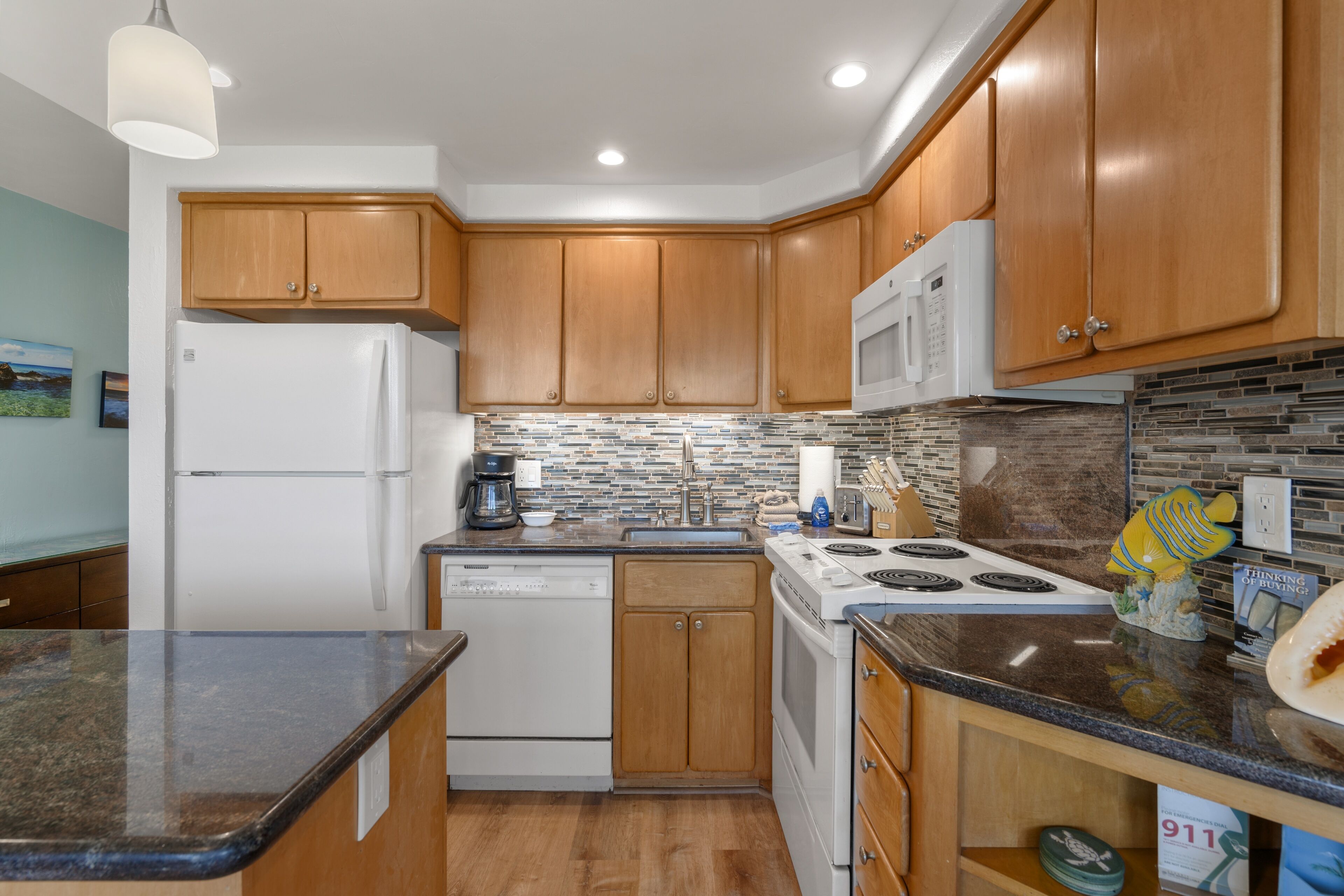 Condo, 1 Bedroom | Private kitchen | Coffee/tea maker, fridge, oven