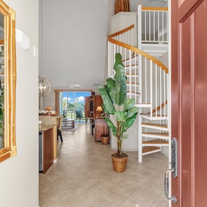 Condo, 3 Bedrooms | Interior