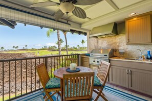 Dining - Big Island Golf Villas by Coldwell Banker Island Vacations (Kamuela)