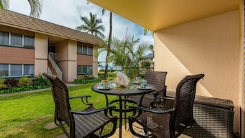 Condo, 1 Bedroom | Property grounds