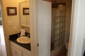 Condo, 2 Bedrooms | Bathroom - Kamaole Nalu, #605 2 Bedroom Condo by RedAwning (Kihei)